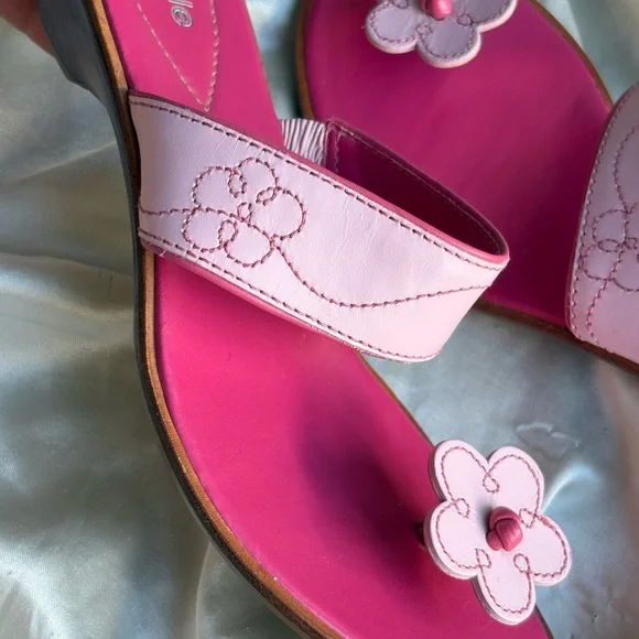 Pink Summer Sandals with Flower Details - Picture 2 of 8